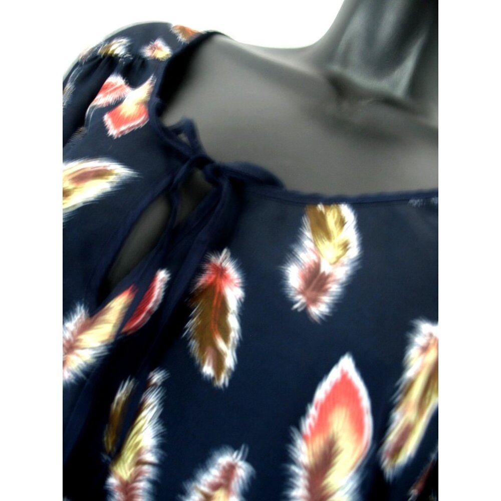 Women’s Black Rainn With Feather motif, Tunic Size XL, w Tie Long Sleeve, Cuffed